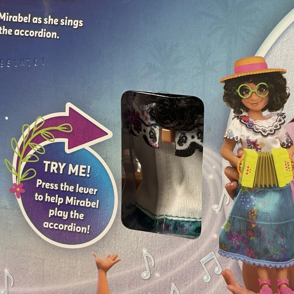 Disney Encanto Lot Of 2 - Kitchen Set & Mirabela Sing & Play‎